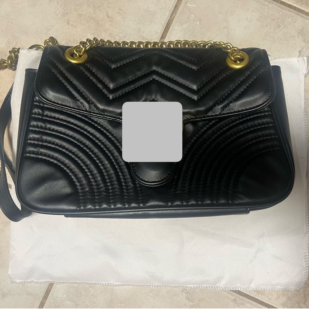 Elegant Black Quilted Shoulder Bag with Gold Chain Marmont Medium